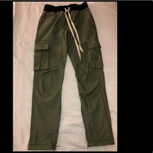 Green Cargo Pants W/ Pockets and Ankle Zippers, S